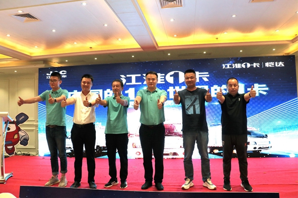 DƬ16.jpg