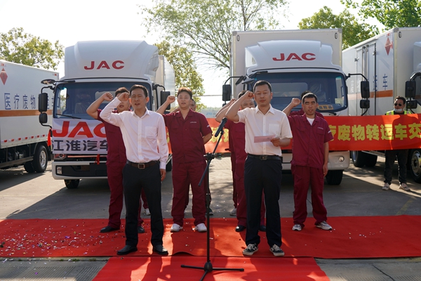DƬ19.jpg